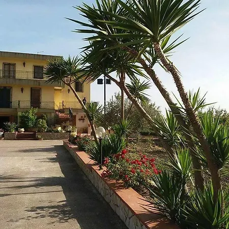 Milici Oda ve Kahvaltı Campobello di Licata