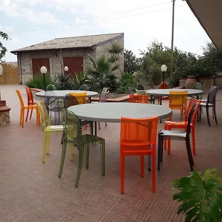 Milici Oda ve Kahvaltı *