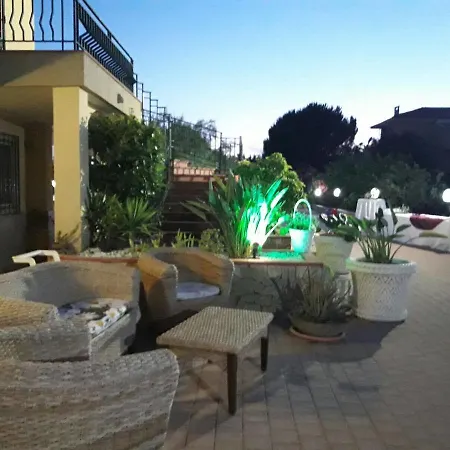 Milici Oda ve Kahvaltı *